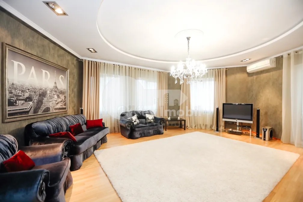 Apartament, Centru, VALEA TRANDAFIRILOR