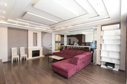 Apartament, Centru, PETRU RAREȘ