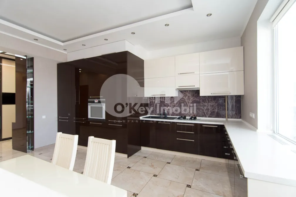 Квартира, Центр, Петру Рареш