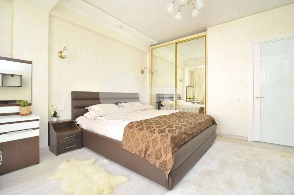 Apartament, Centru, MELESTIU