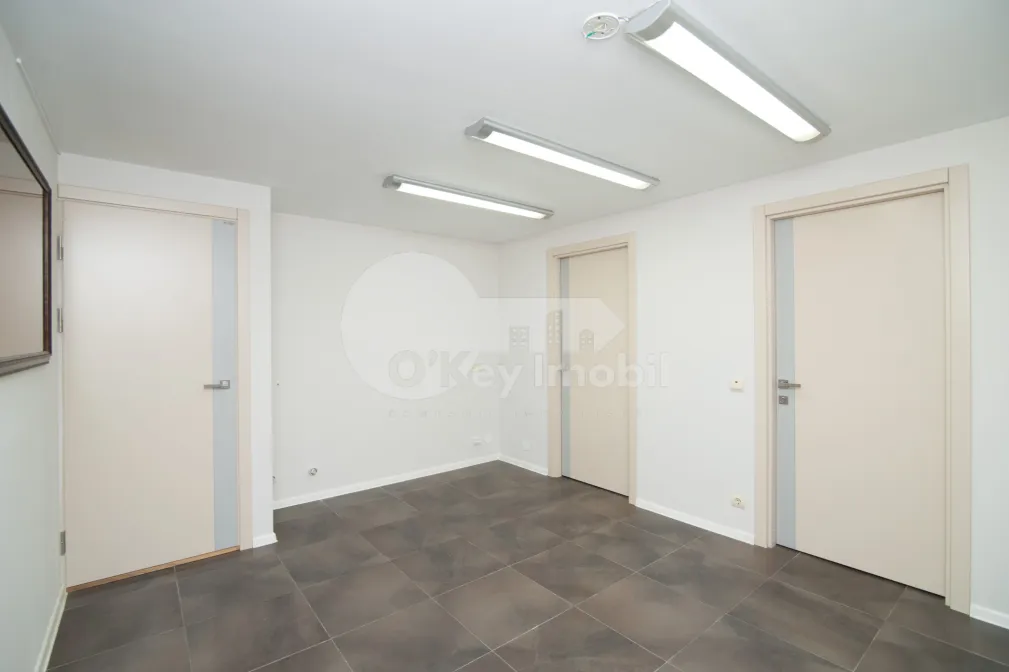 Комм. помещение, Центр, КОЛУМНА