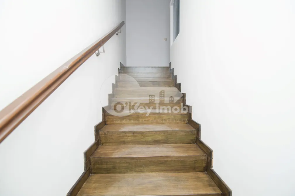 Комм. помещение, Центр, КОЛУМНА