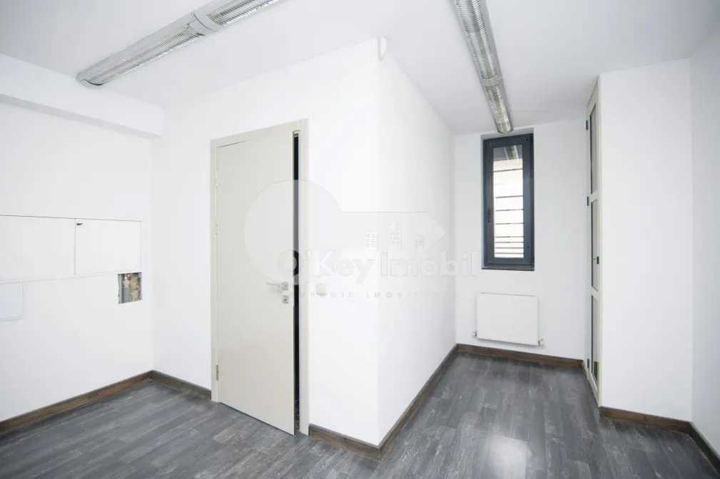 Комм. помещение, Центр, КОЛУМНА