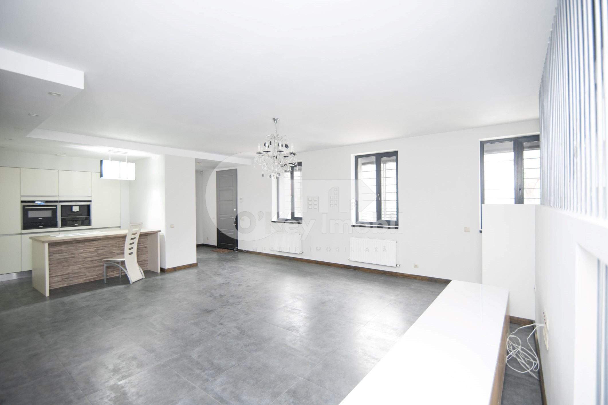 Spațiu comercial, Centru, COLUMNA