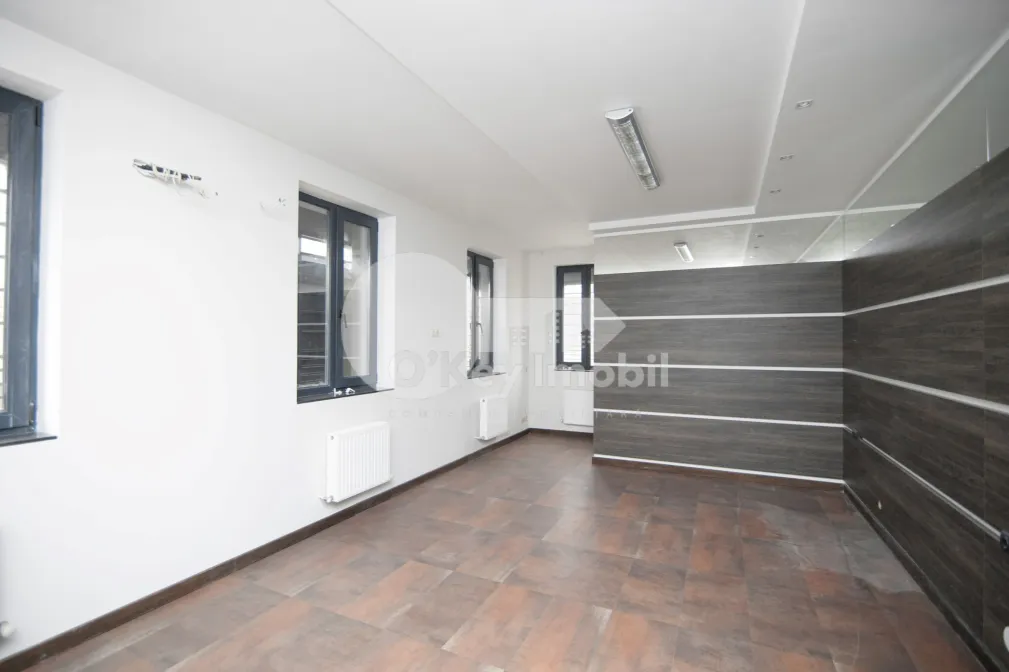 Комм. помещение, Центр, КОЛУМНА