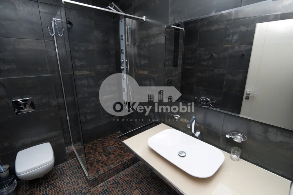 Комм. помещение, Центр, КОЛУМНА