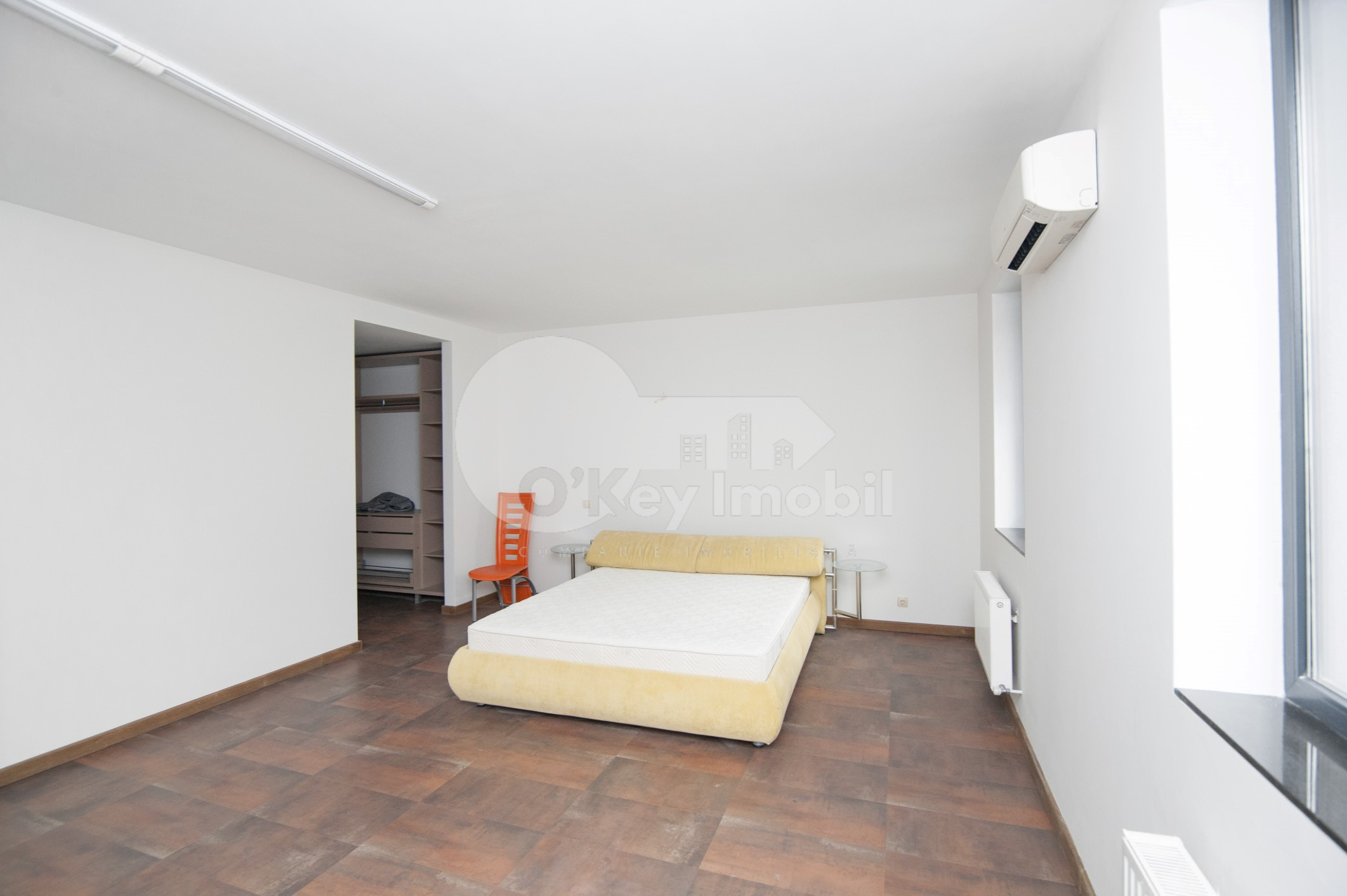 Spațiu comercial, Centru, COLUMNA