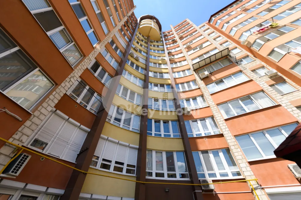 Квартира, Чеканы, МИРЧА ЧЕЛ БЭТРЫН