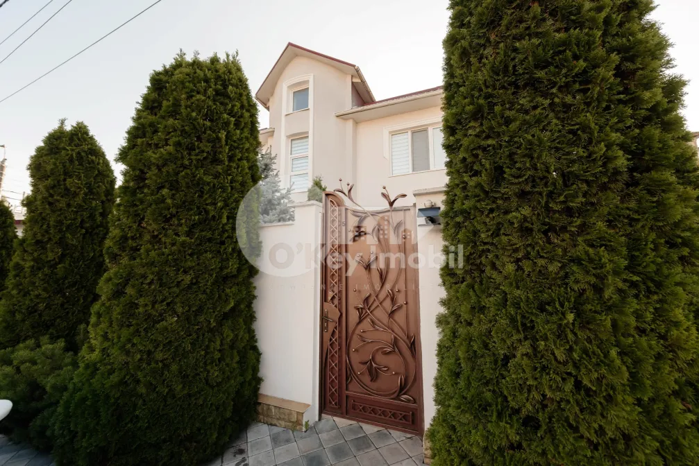 Дом, Буюканы, ИОН ЛУКА КАРАДЖАЛЕ