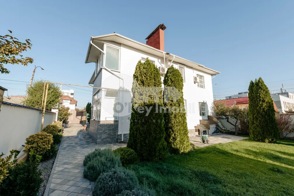 Дом, Буюканы, ИОН ЛУКА КАРАДЖАЛЕ