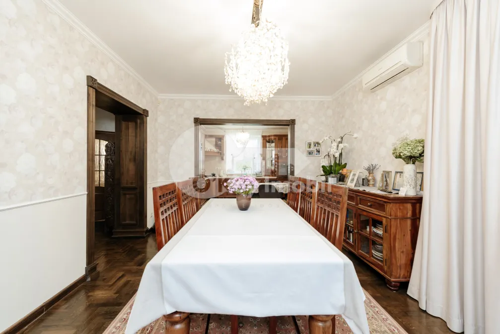 Дом, Буюканы, ИОН ЛУКА КАРАДЖАЛЕ