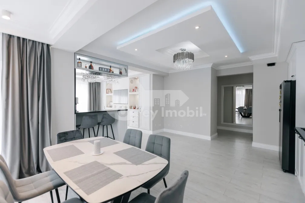 Apartament, Buiucani, GHIOCEILOR