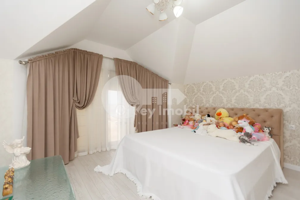 Дом, СТАВЧЕНЫ