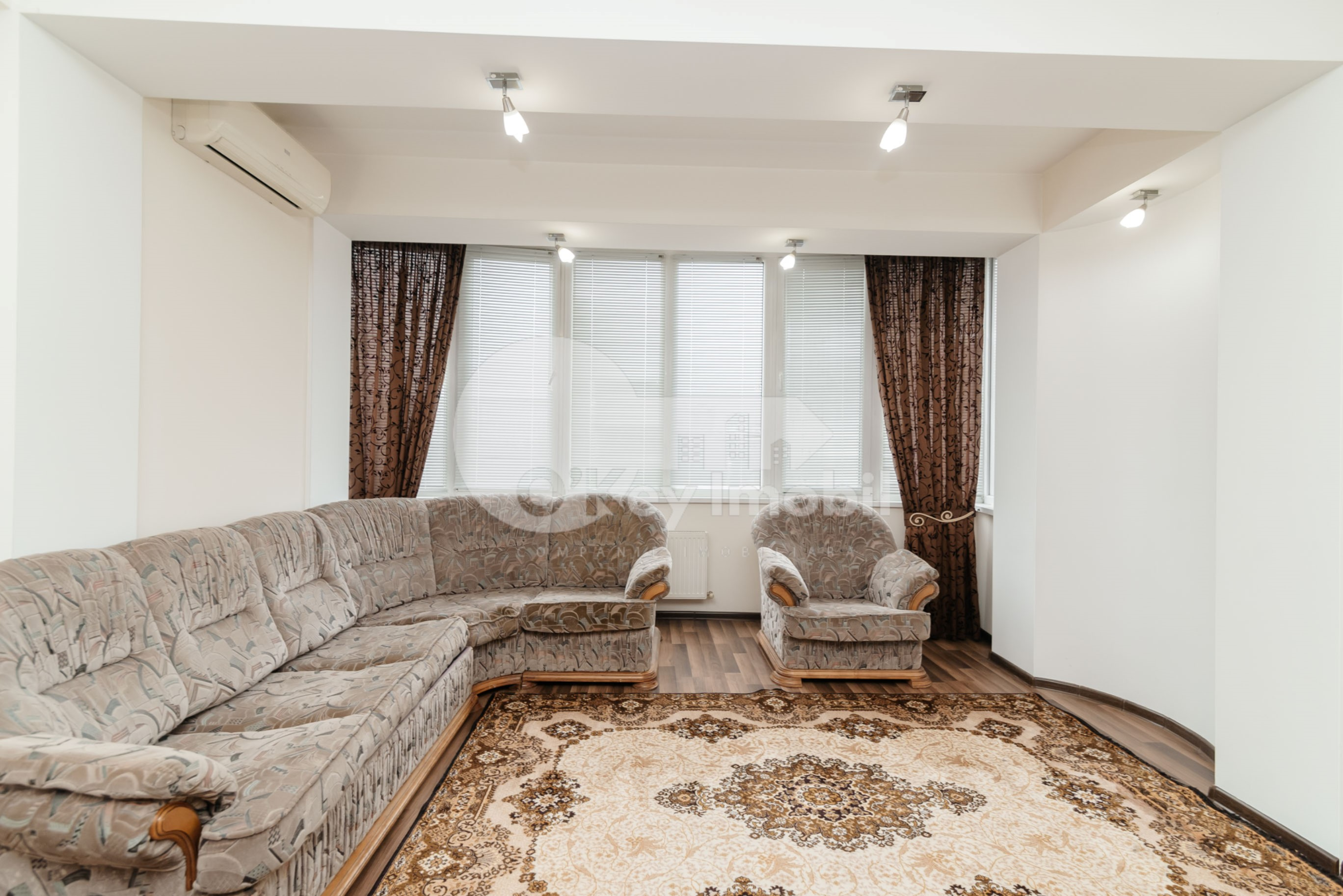 Apartament, Centru, SFATUL ȚĂRII