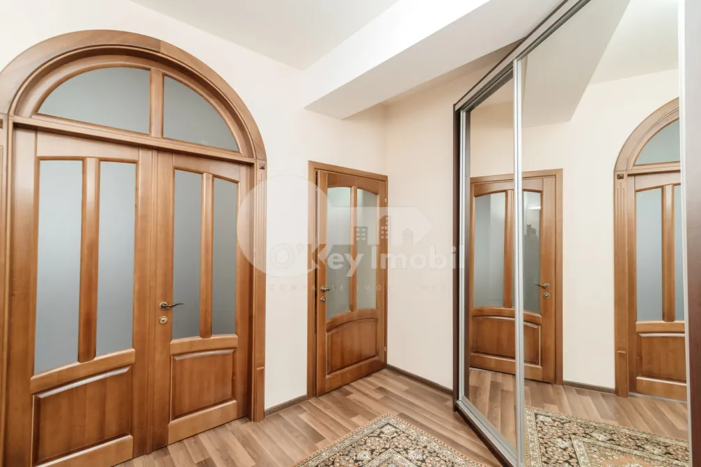 Квартира, Центр, СФАТУЛ ЦЭРИЙ