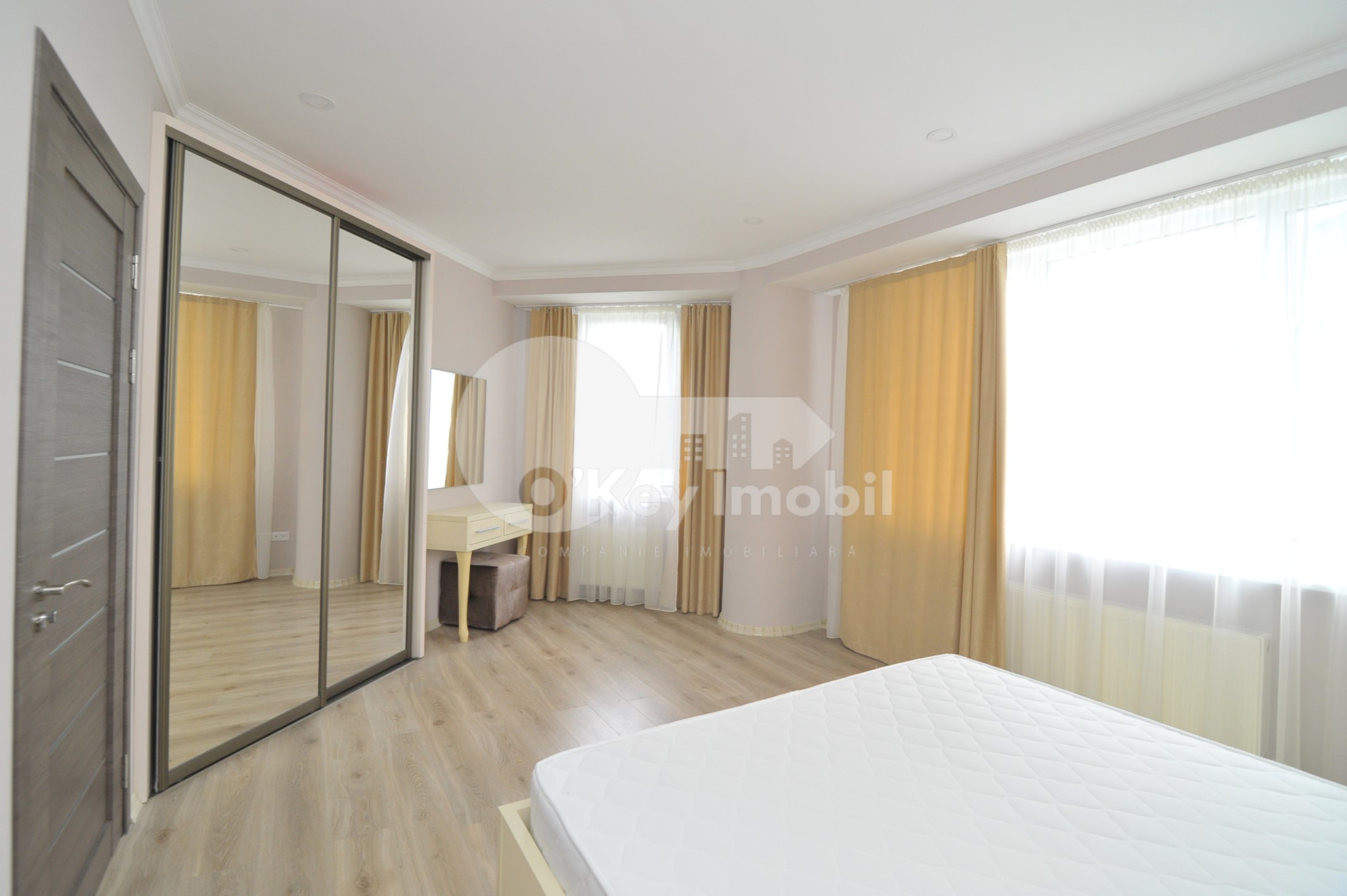 Apartament, Centru, MELESTIU