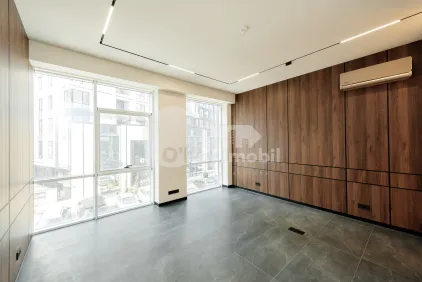 Офис, Буюканы, ГЕННАДИЙ ЯБЛОЧКИН