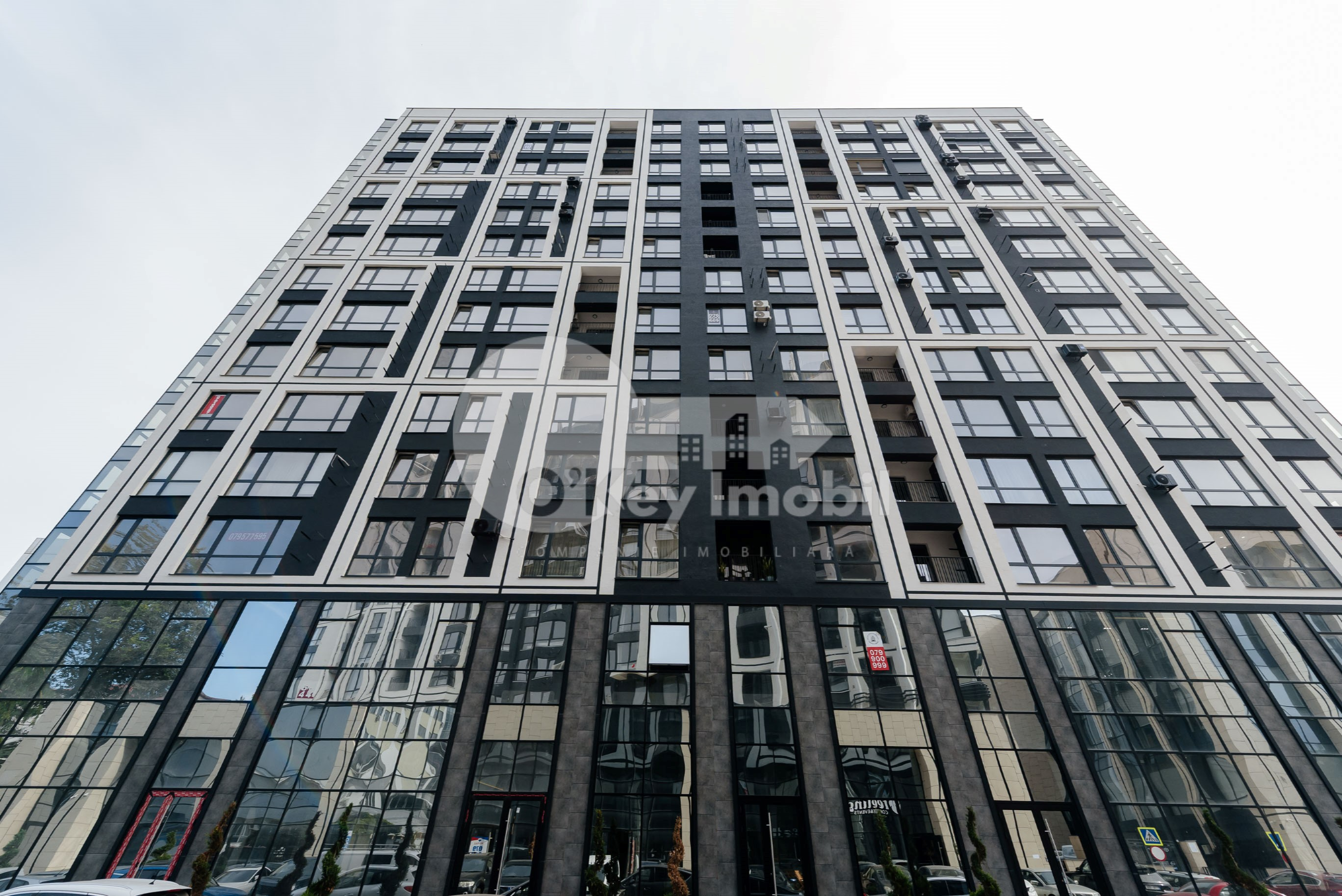 Oficiu, Buiucani, GHENADIE IABLOCIKIN