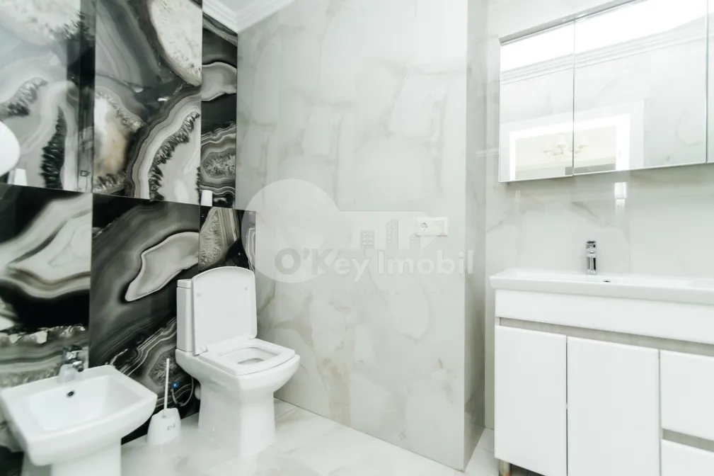 Oficiu, Centru, ROMANĂ