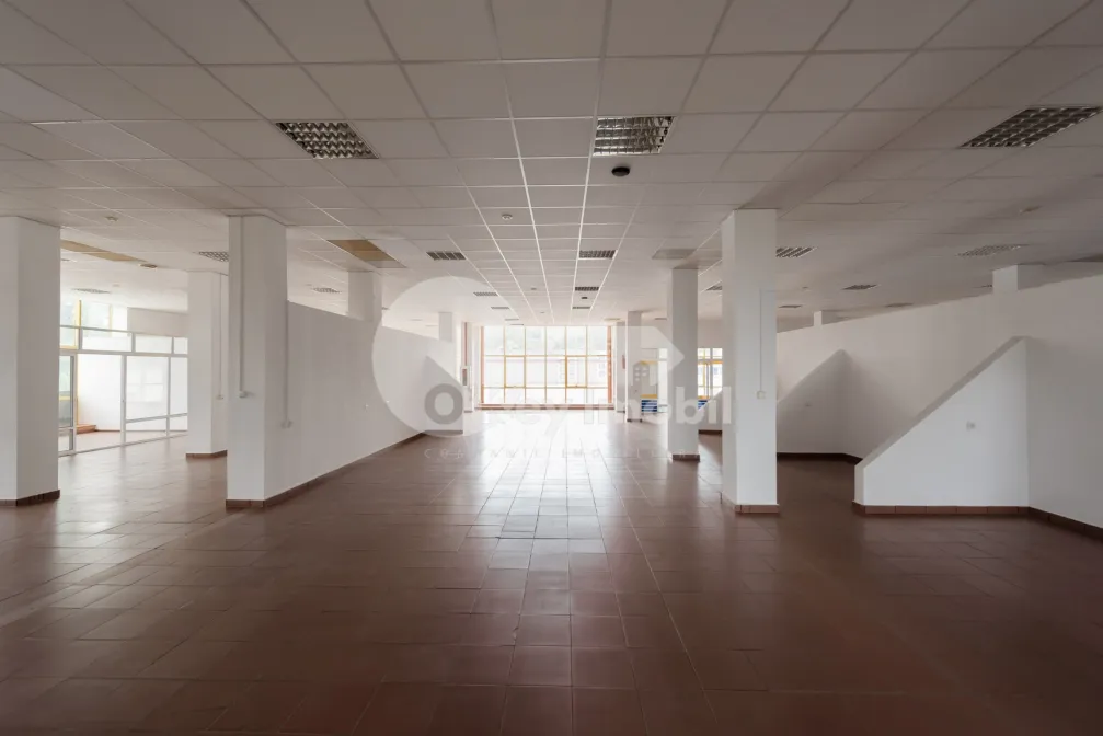 Spațiu Comercial, Poșta Veche, CUCORILOR