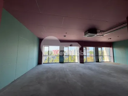 Офис, Буюканы, КАЛЯ ЕШИЛОР