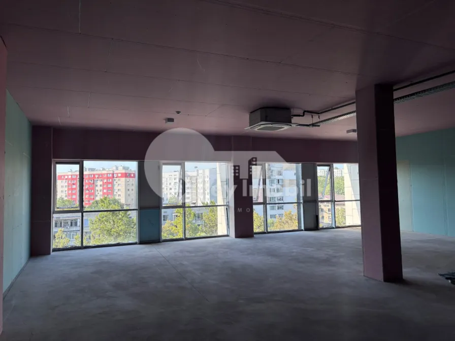 Офис, Буюканы, КАЛЯ ЕШИЛОР