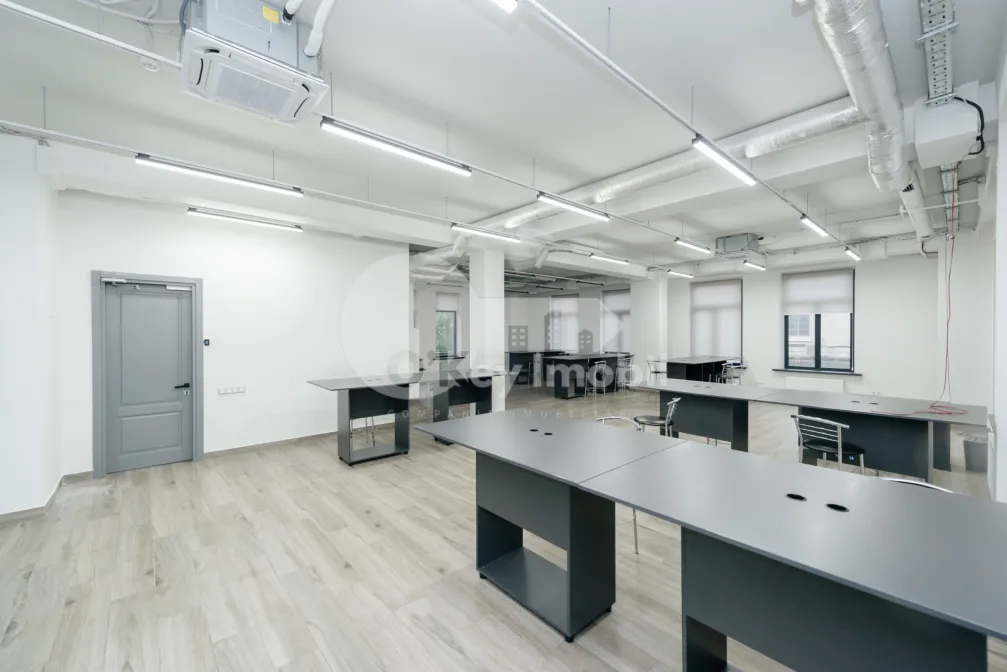 Комм. помещение, Центр, МИХАЙ ЕМИНЕСКУ