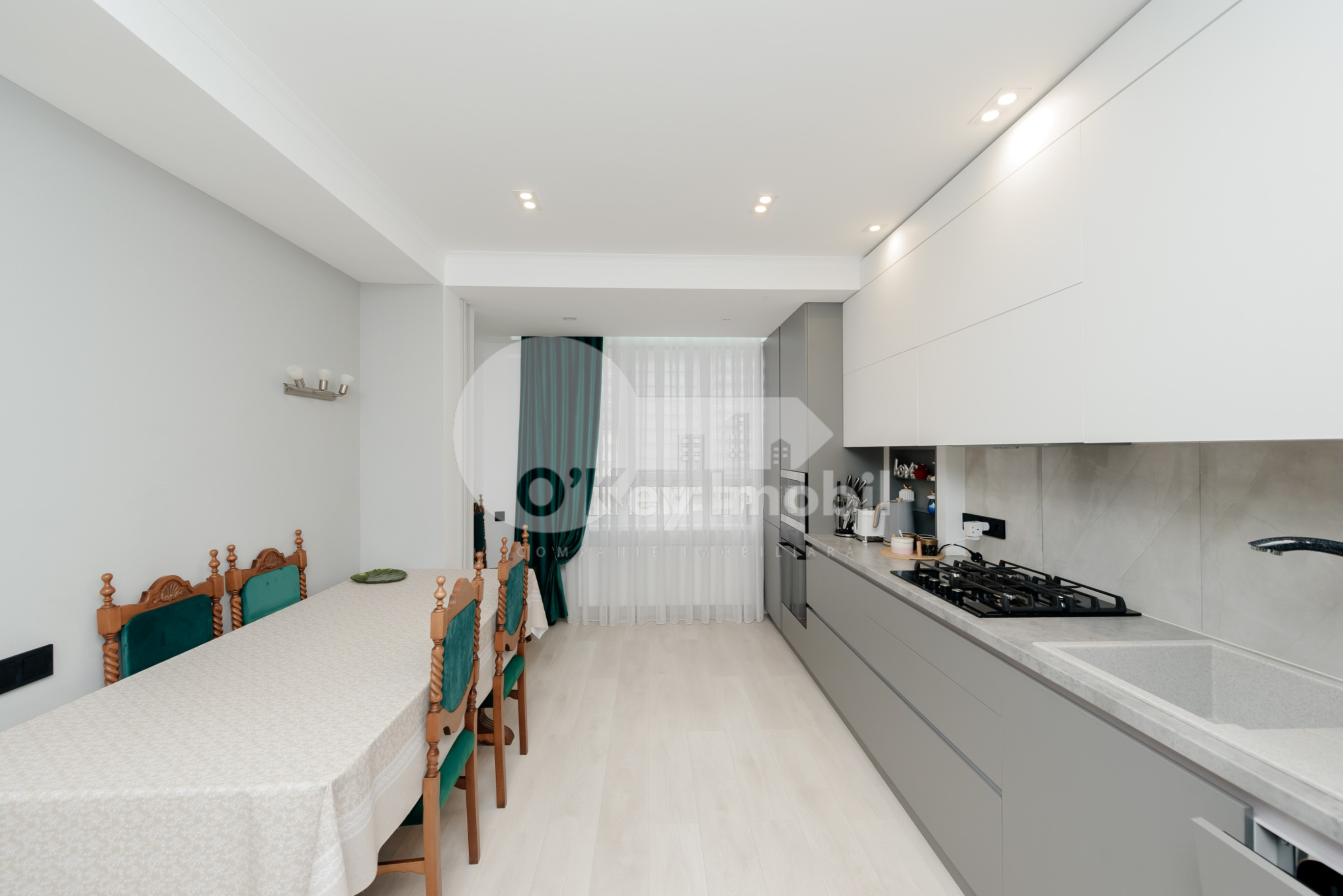 Apartament, Buiucani, LIVIU DELEANU