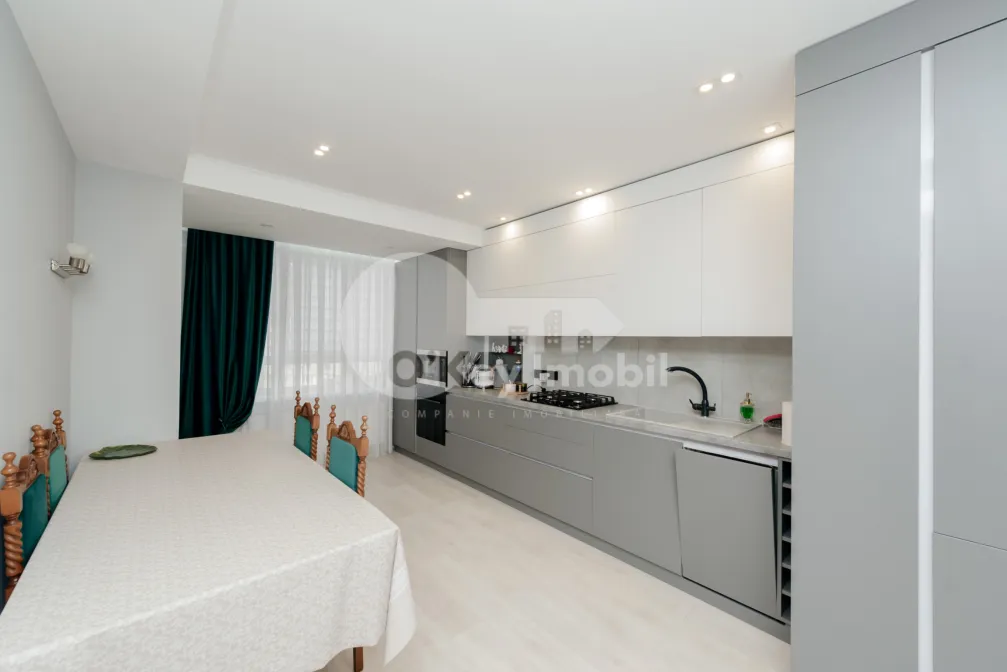 Apartament, Buiucani, LIVIU DELEANU