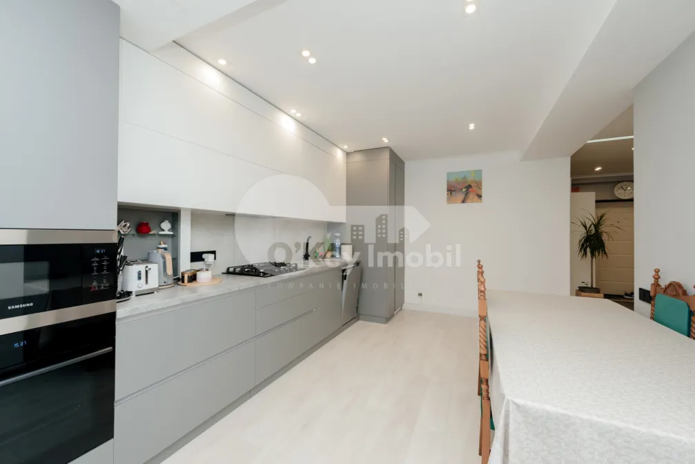 Apartament, Buiucani, LIVIU DELEANU