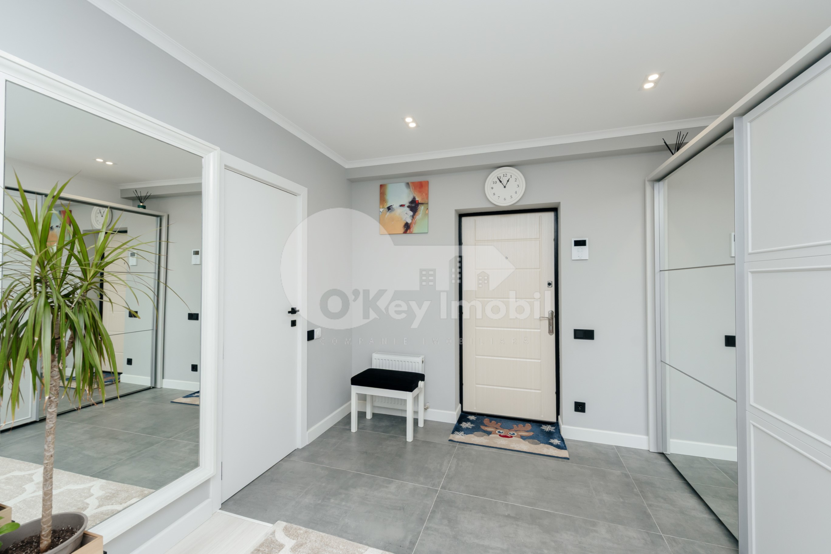 Apartament, Buiucani, LIVIU DELEANU