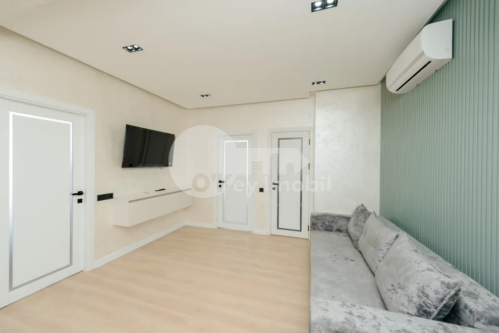 Квартира, ДУМБРАВА