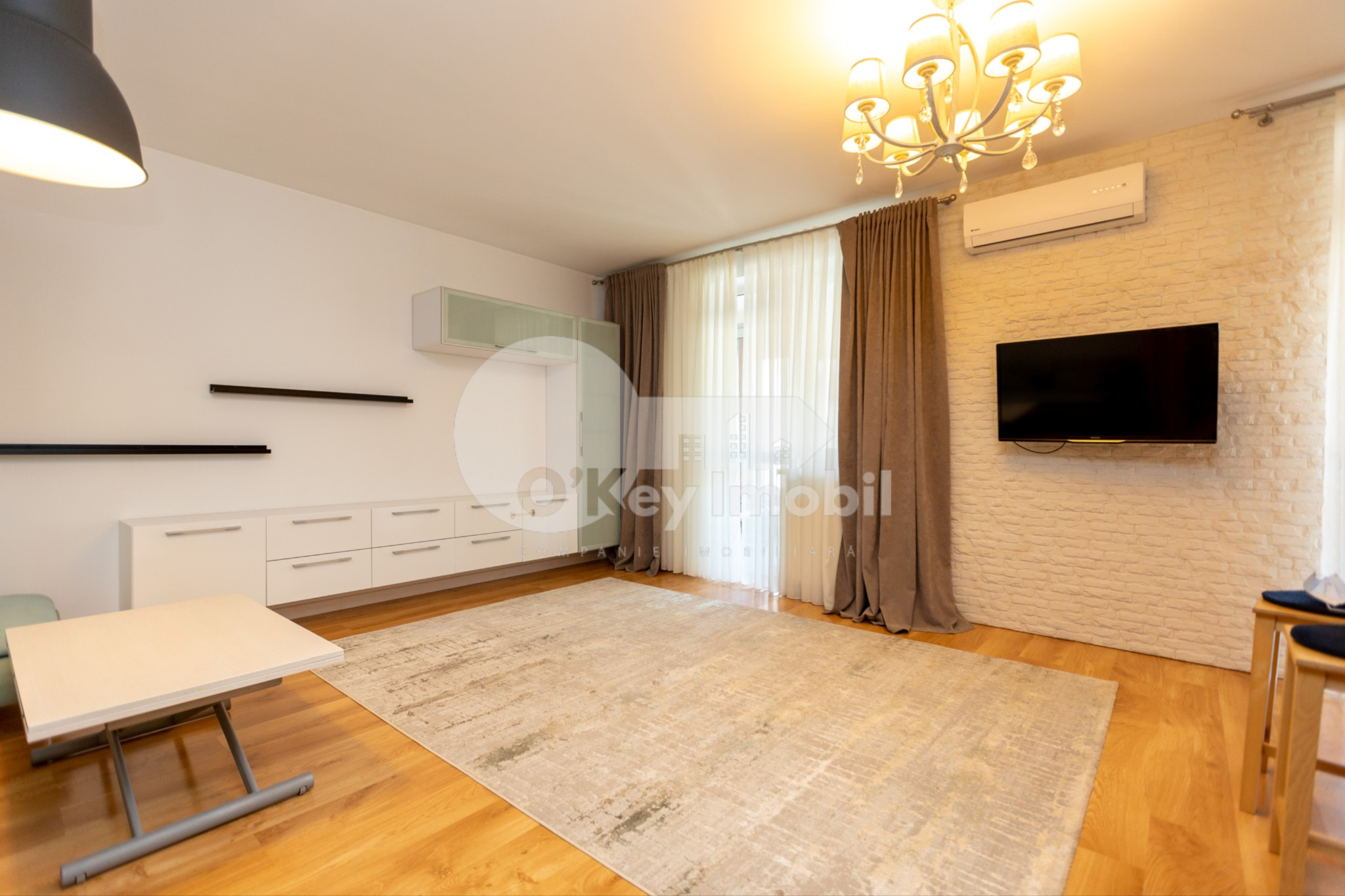 Apartament, Centru, CONSTANTIN VÂRNAV
