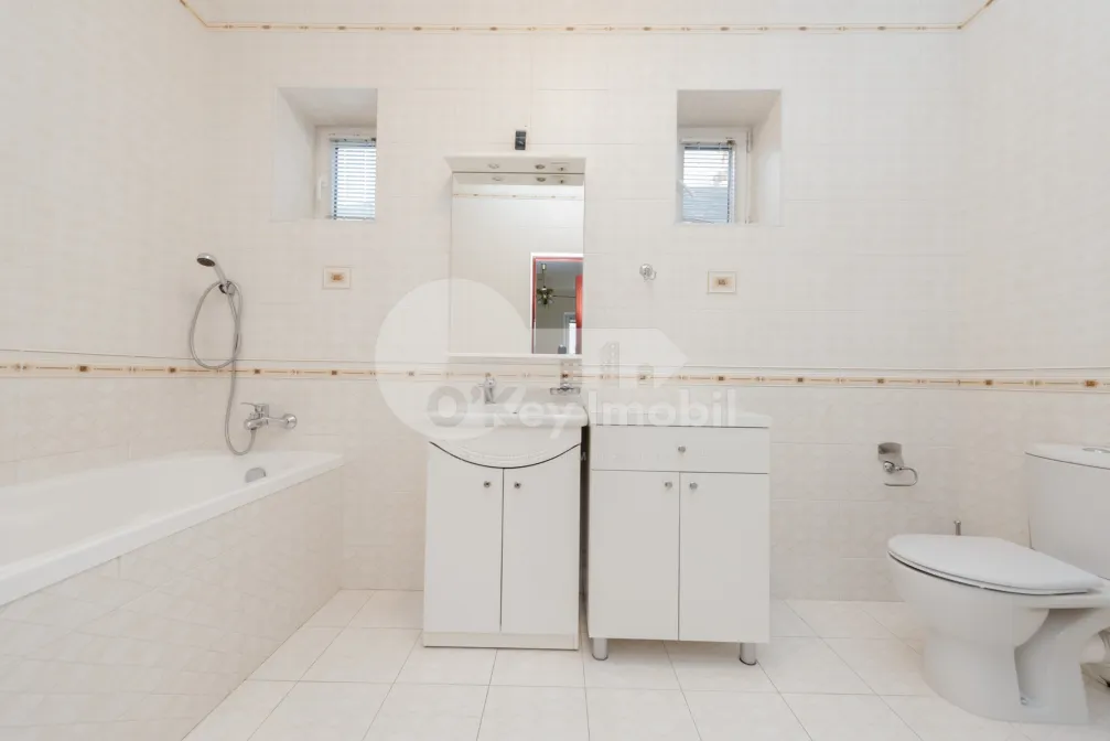 Комм. помещение, Телецентр, ВАЛЕРИУ КУПЧА