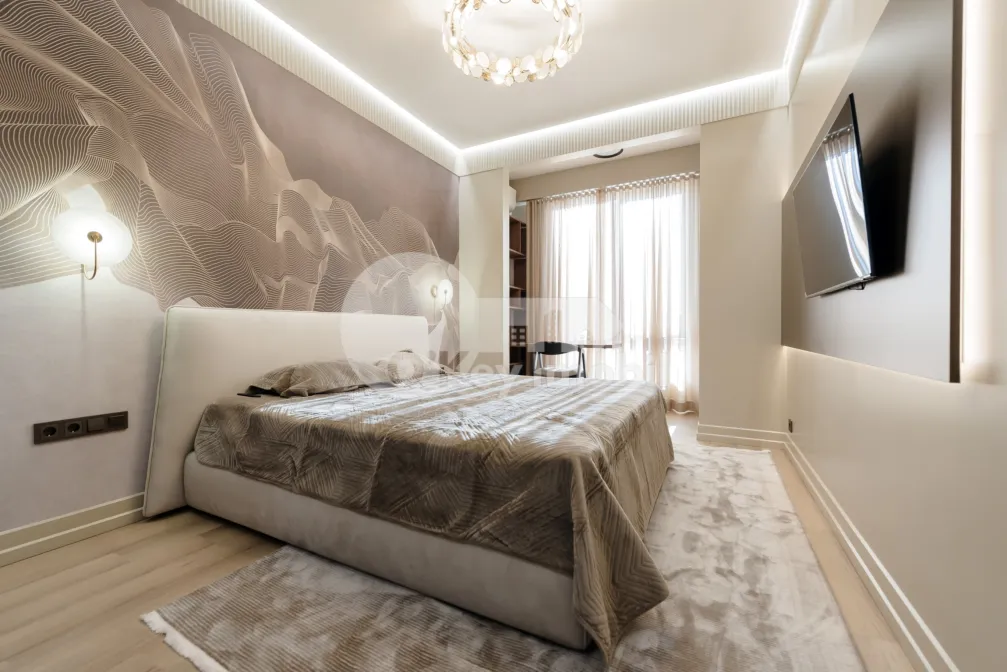 Квартира, Центр, МИХАЙ ЕМИНЕСКУ