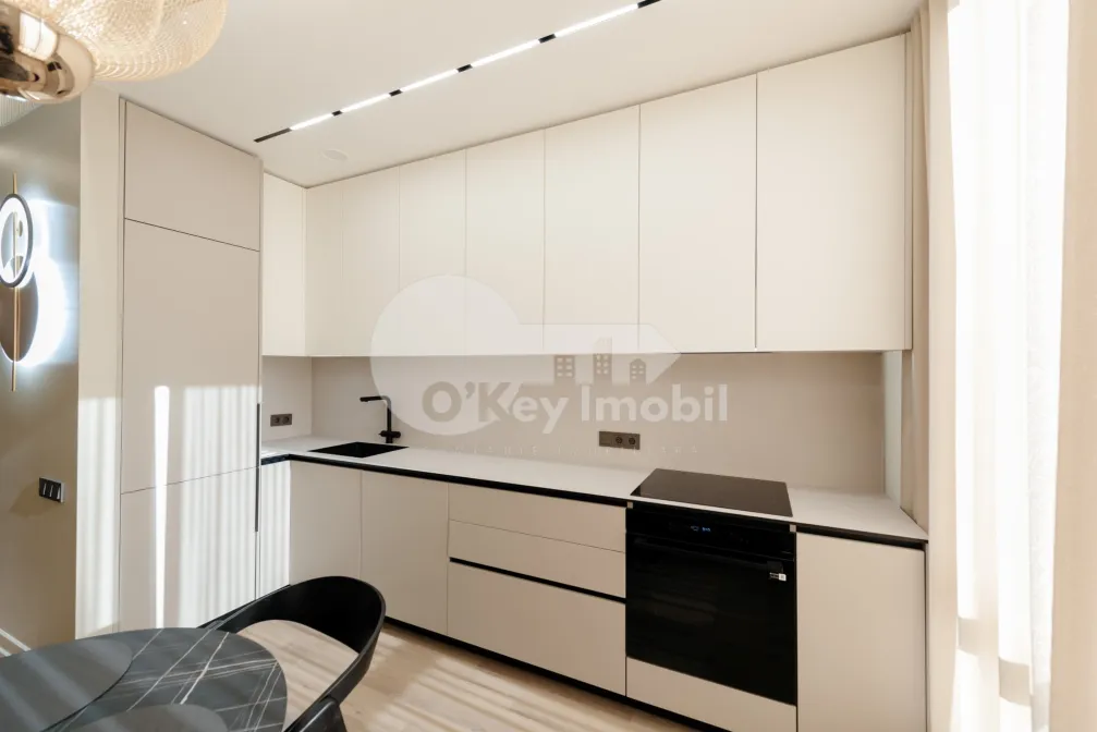 Квартира, Центр, МИХАЙ ЕМИНЕСКУ