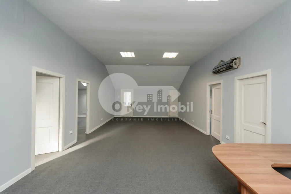 Офис, Центр, ВАСИЛЕ АЛЕКСАНДРИ