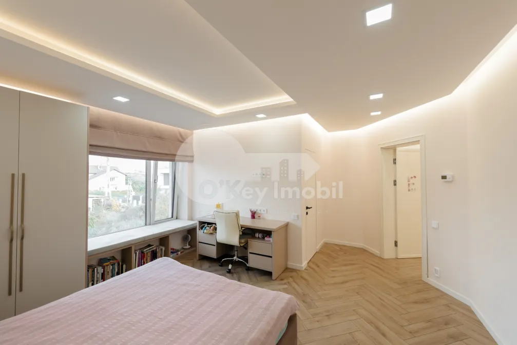 Дом, ЯЛОВЕНЫ