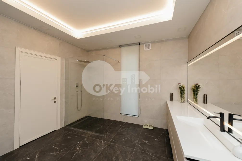 Дом, ЯЛОВЕНЫ