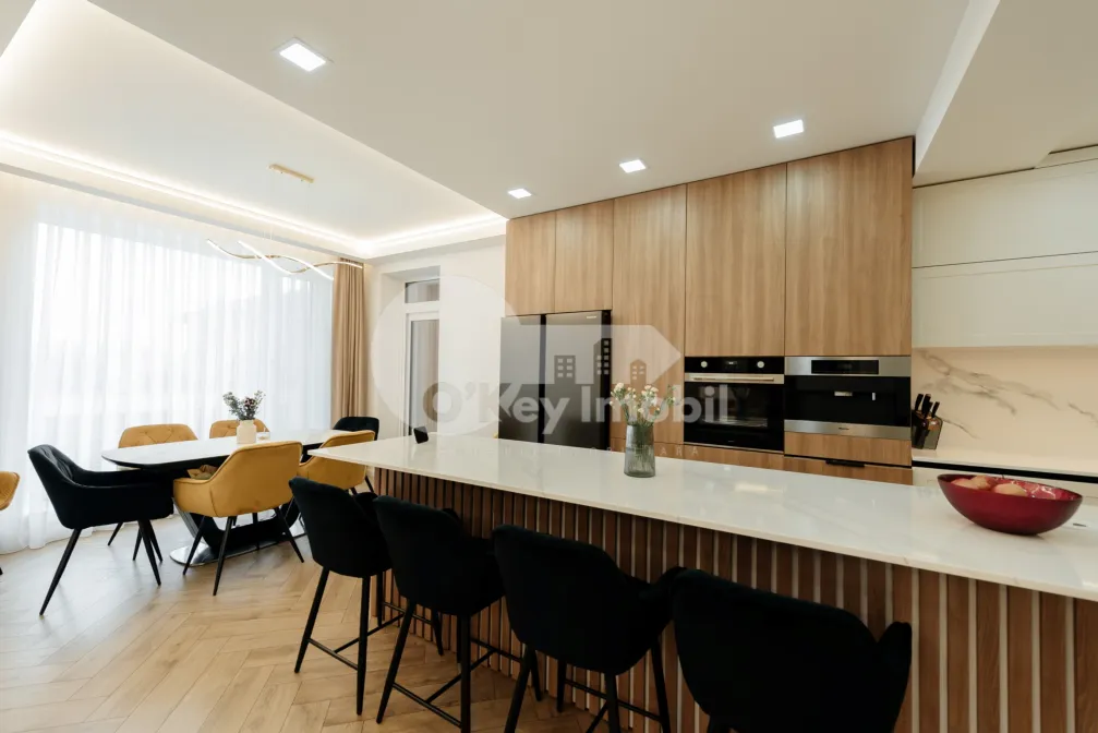 Дом, ЯЛОВЕНЫ