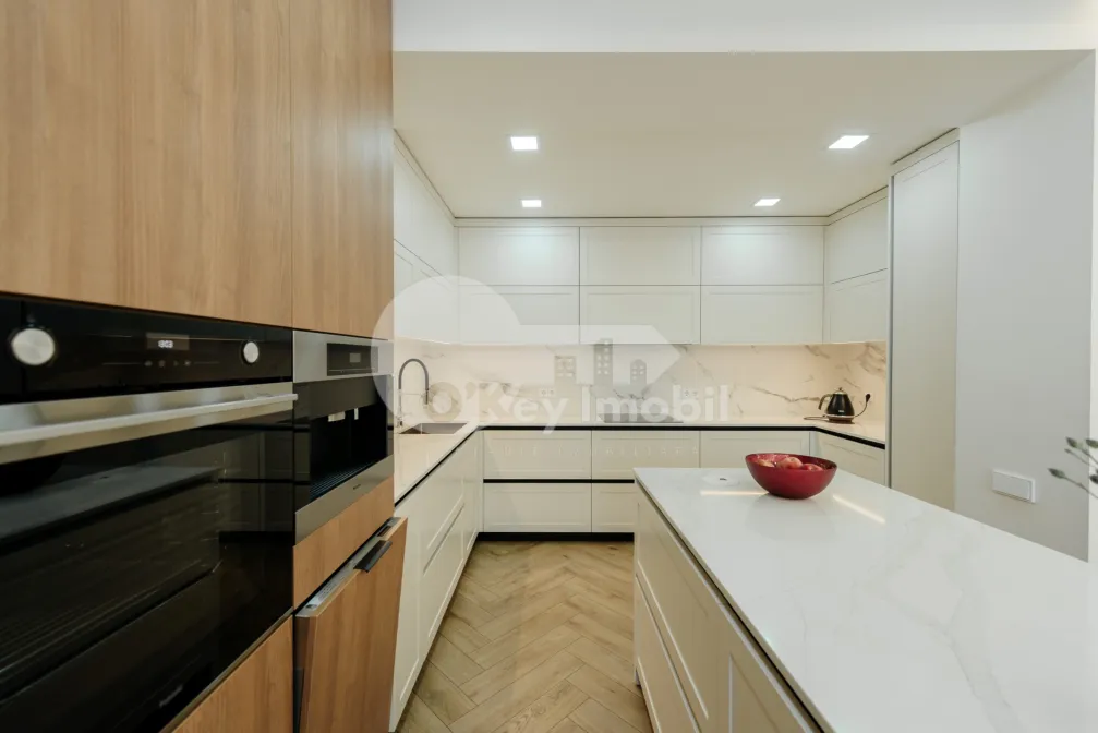 Дом, ЯЛОВЕНЫ