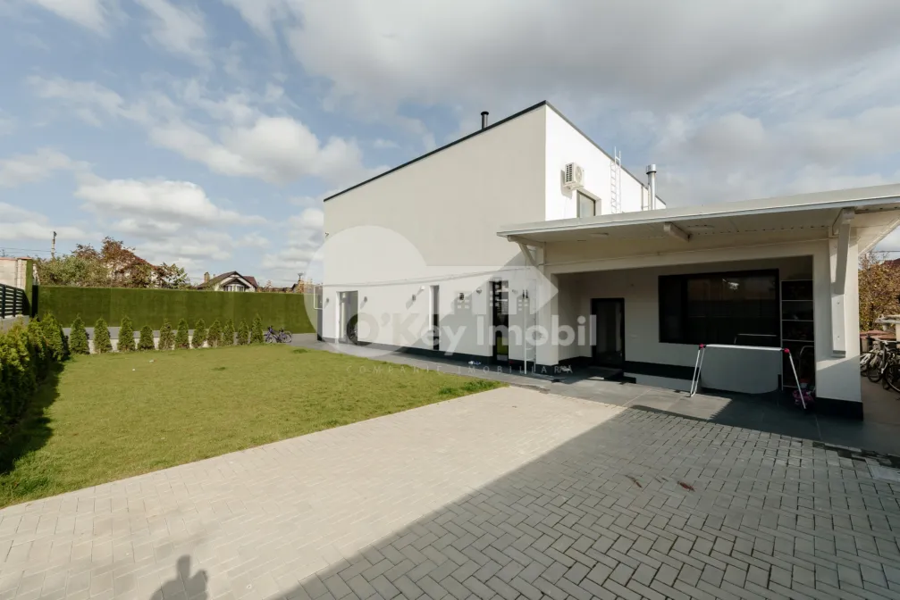 Дом, ЯЛОВЕНЫ