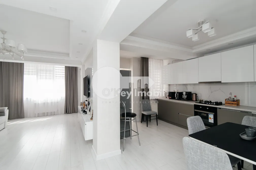 Apartament, Centru, ROMANĂ