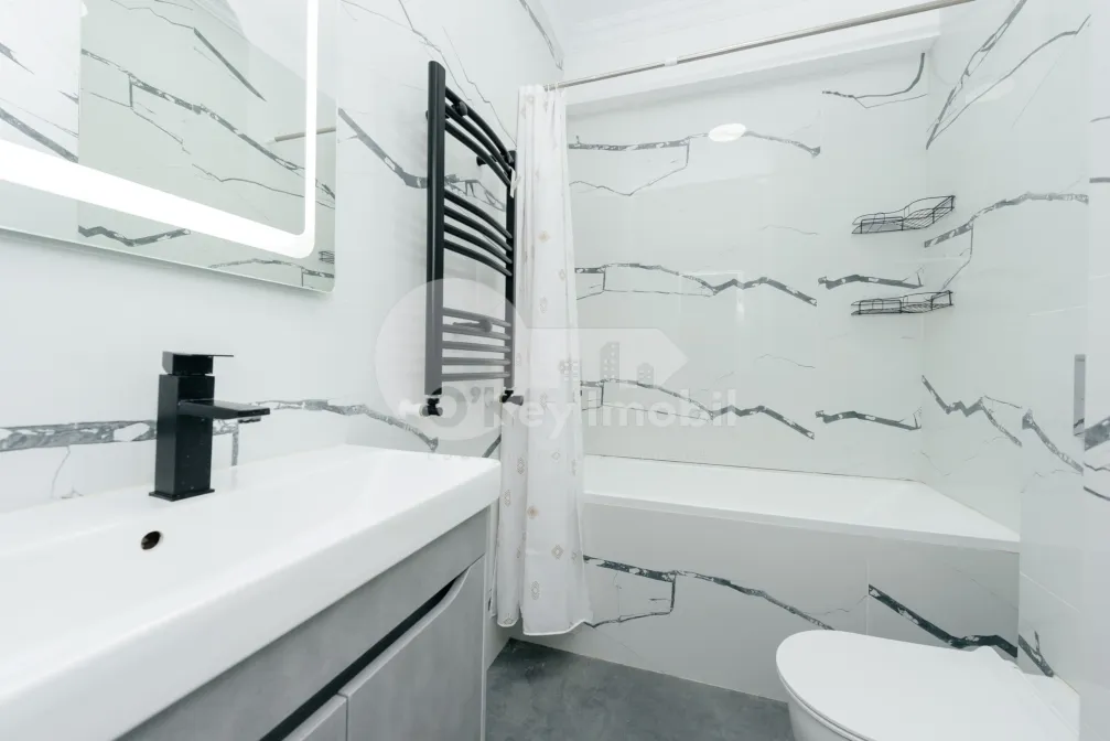 Квартира, Буюканы, ИОН ЛУКА КАРАДЖАЛЕ