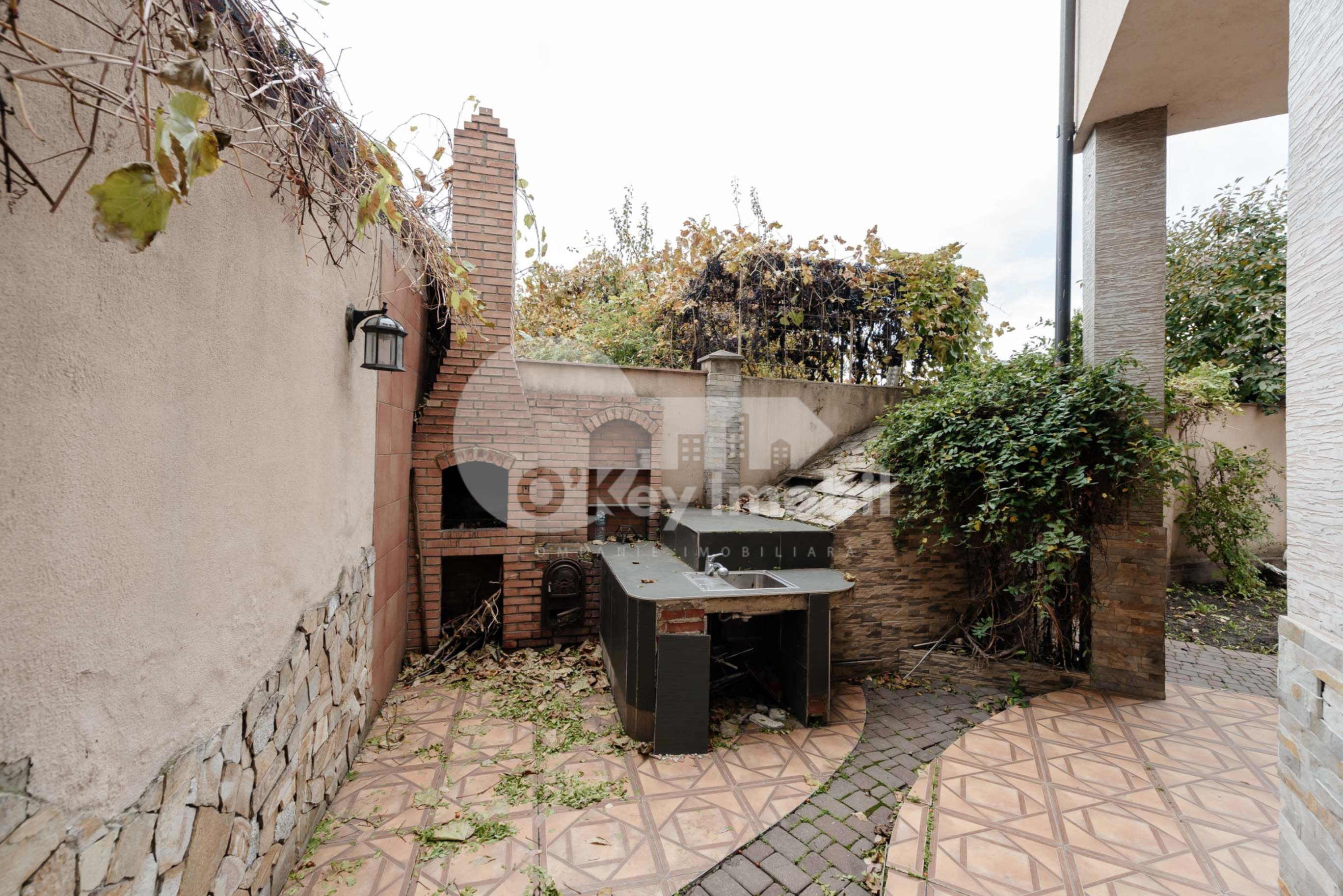 Casă, Botanica, PLAIULUI