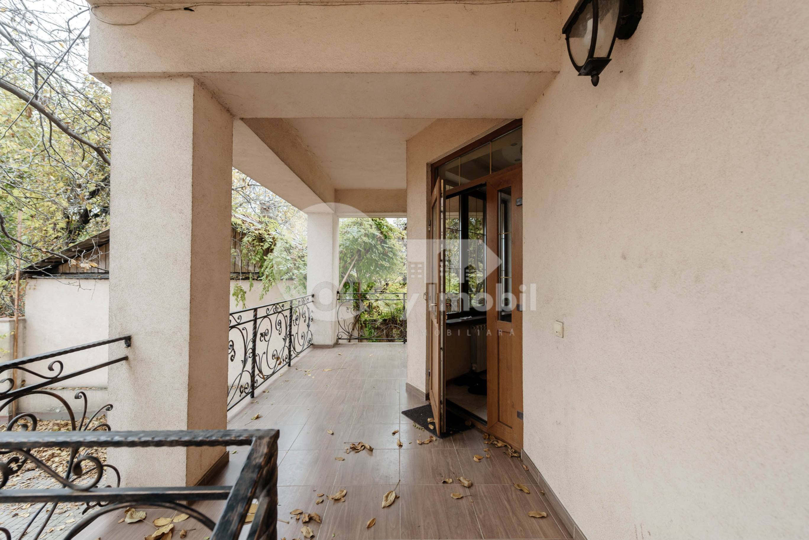 Casă, Botanica, PLAIULUI