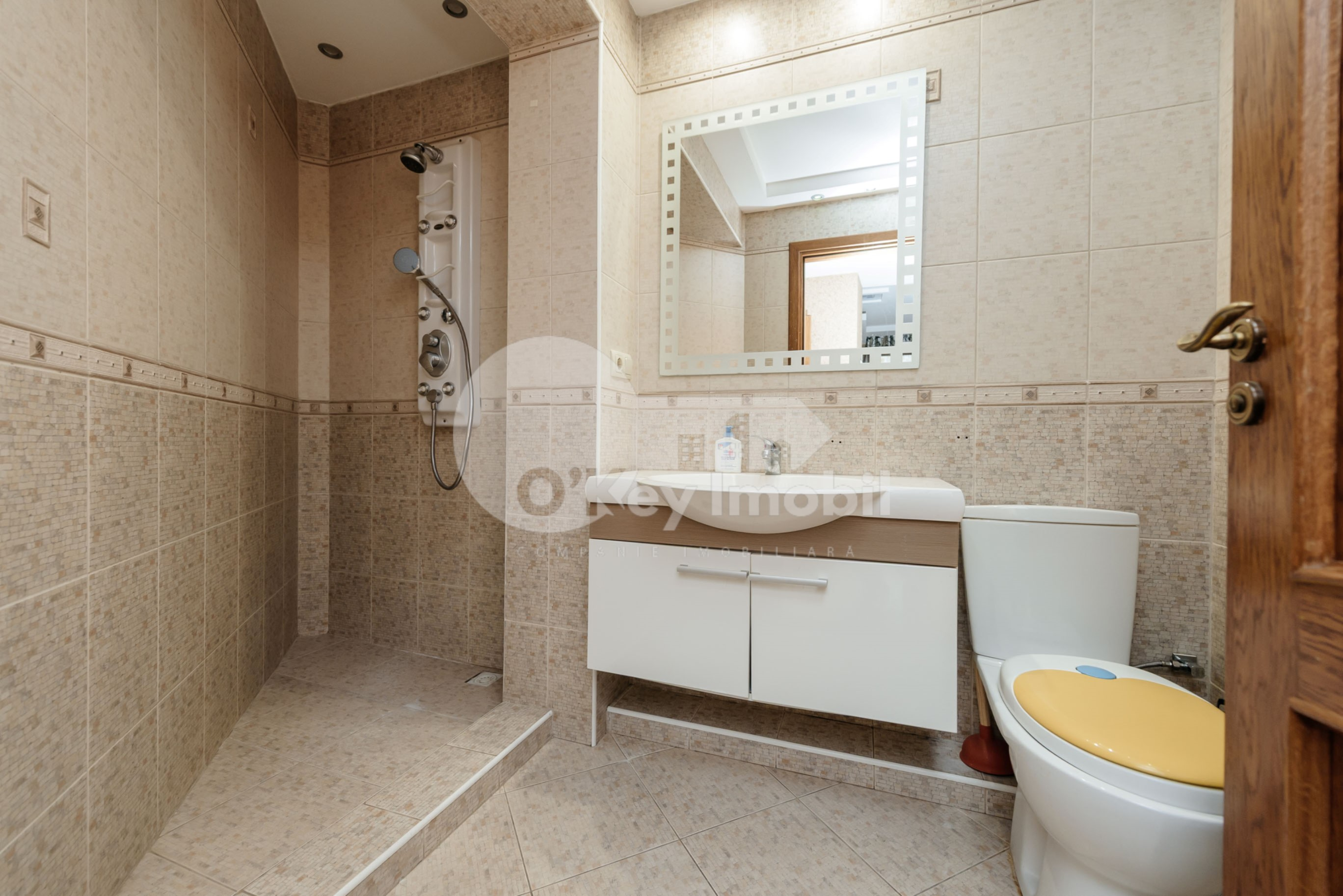 Casă, Botanica, PLAIULUI