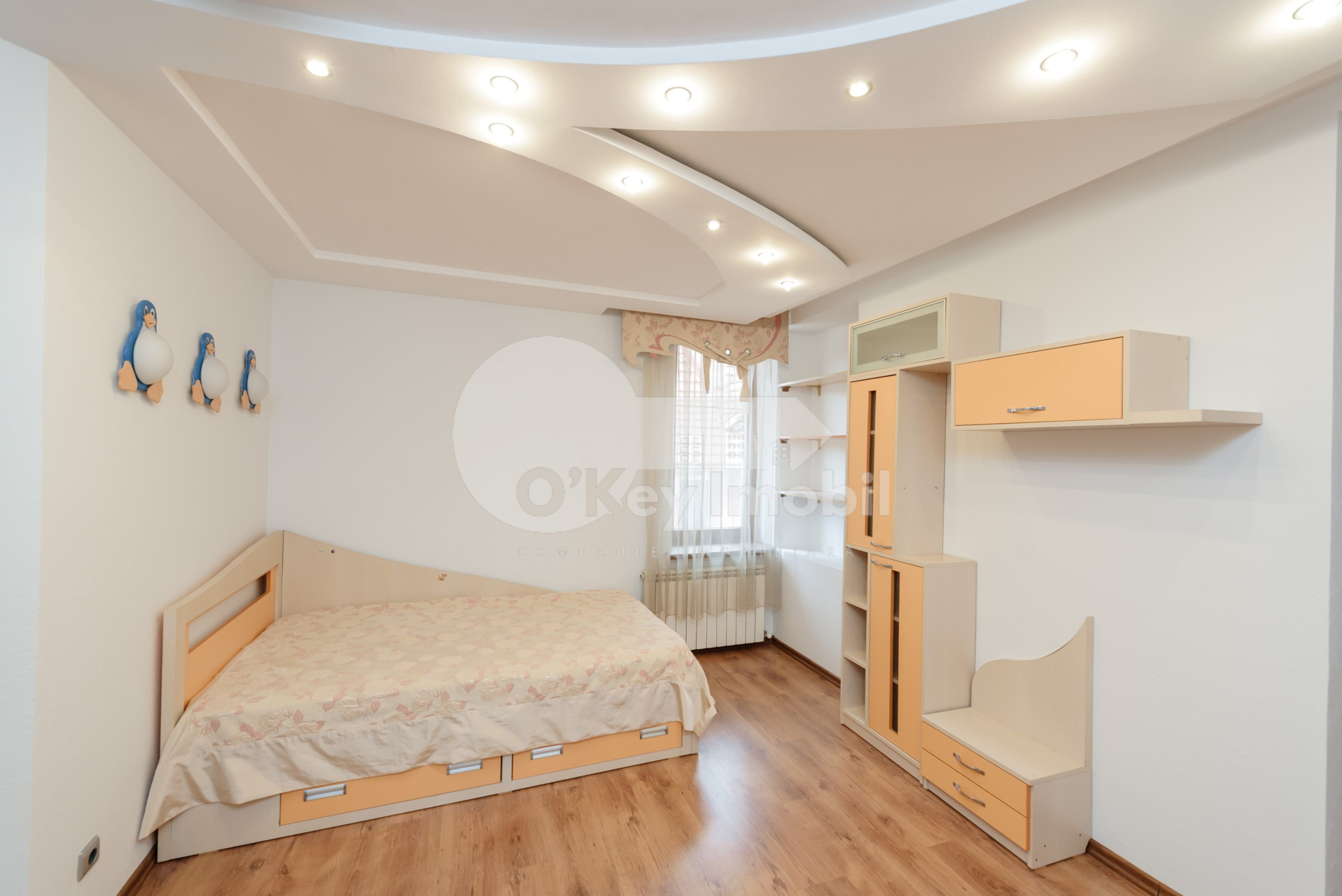 Casă, Botanica, PLAIULUI