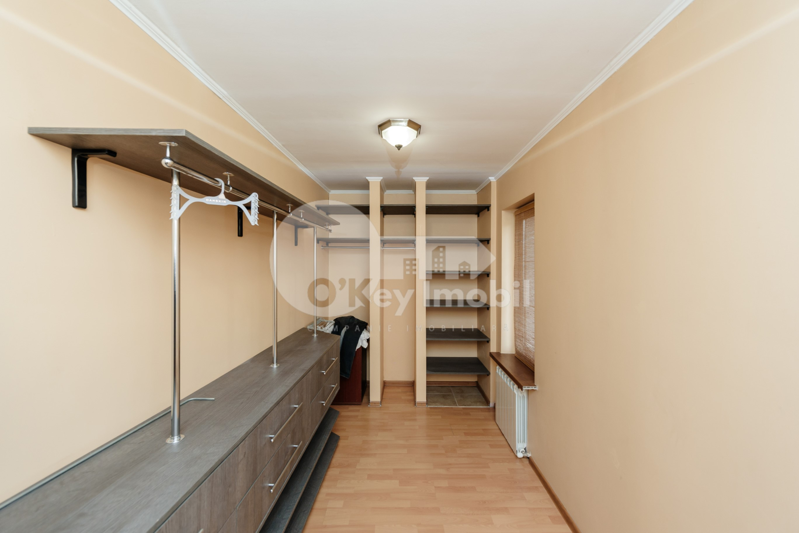 Casă, Botanica, PLAIULUI