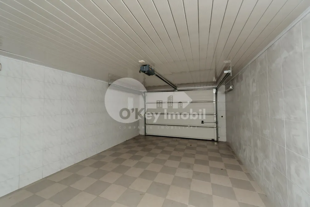 Дом, Ботаника, ПЛАЮЛУЙ